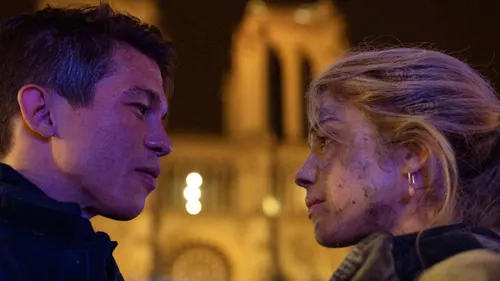 Netflix dévoile une bande-annonce spectaculaire de sa série sur...