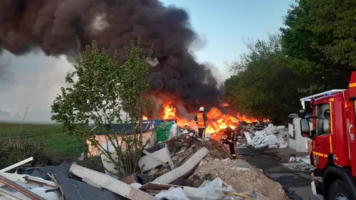 Fontenay-en-Parisis : un incendie perturbe la circulation sur la...