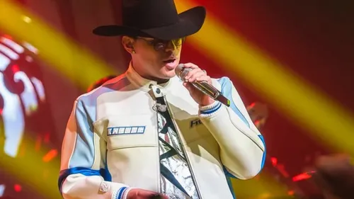  Ce chanteur colombien avait rêvé sa mort dans un accident d'avion.