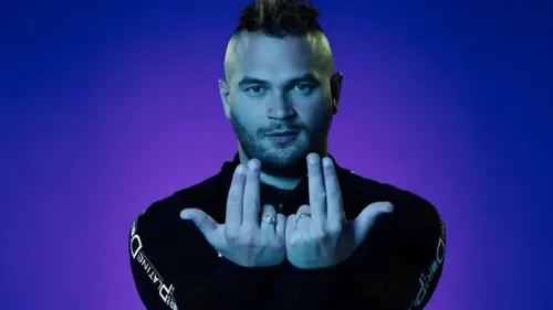 Jul se lance dans une nouvelle carrière et dévoile... des produits...