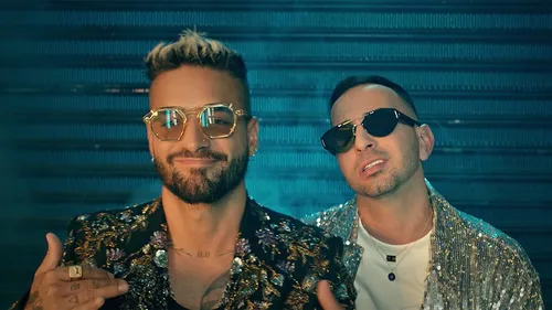 Justin Quiles, Maluma - La Botella