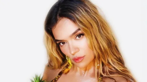 Karol G débarque en France !