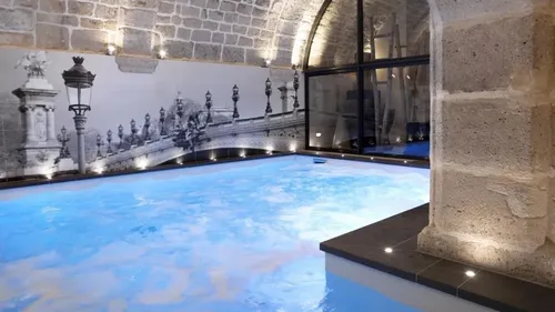 On peut pas on a piscine !