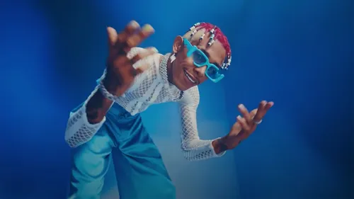 Lalo Ebratt, Maluma - Sukutubla