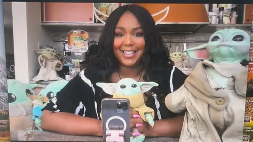 « The Mandalorian » : Lizzo rejoint l'univers Star Wars (photos)