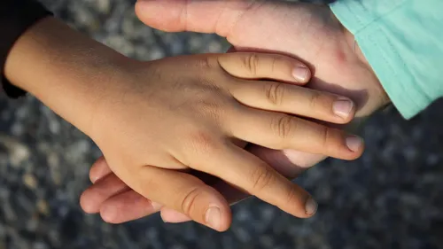 Protection de l’enfance : le discret basculement du droit français