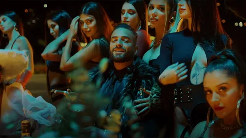 Maluma - L.N.E.M. (GATA) (Feat. Kapla y Miky, Philip Ariaz, Blessd)