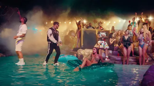 Maluma, Anuel AA - Diablo, Qué Chimba