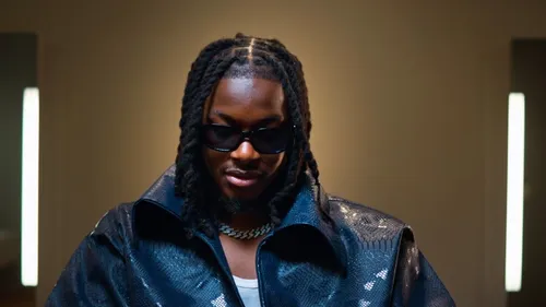 SenSey’ lâche le clip de “Et c’est OK”