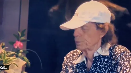 Le dépit de Mick Jagger au Mondial devient un mème viral 