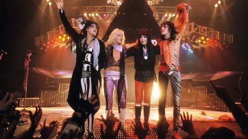 Mötley Crüe célèbre les 40 ans de "Theater of Pain" avec un coffret...