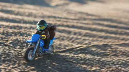 Fugue à la crèche : âgés de 2 ans, ils s’enfuient… à moto
