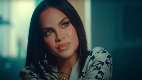 Natti Natasha lance sa propre marque de vin «Tasha»