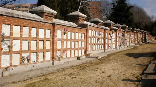 Une Brésilienne passe 10 heures dans une tombe avant d’être secourue 