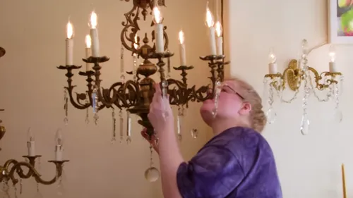 "Je suis amoureuse d'un lustre" : elle se considère en couple avec...