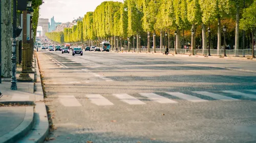 Paris : une fillette de 7 ans décède, renversée par un taxi