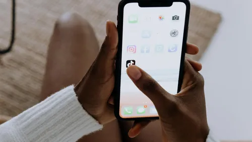 Tyla, Usher, Mariah Carey… Rob Stringer ne rejette pas l’idée de...