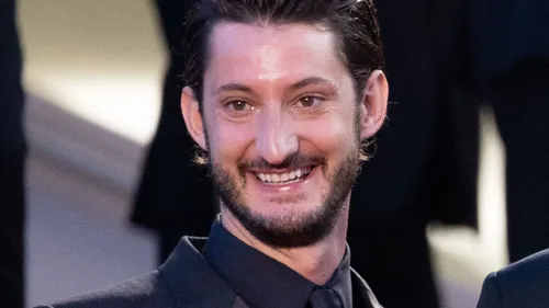 Pierre Niney, à l'affiche de la série « Fiasco » sur Netflix, a été...