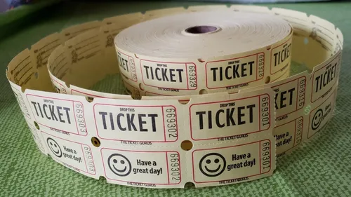 Panama : la voiture du pape comme lot d’une tombola