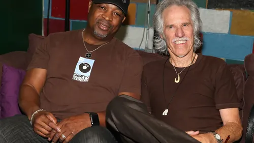 La fusion de Public Enemy et The Doors dans un nouvel album !