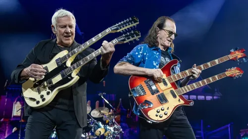 Rush de retour en France après plus de 35 ans d’absence