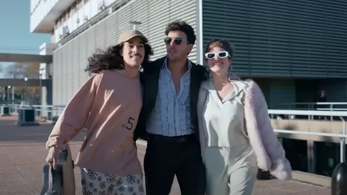 Sebastián Yatra - TV