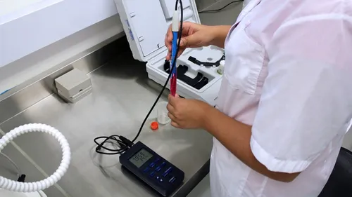 Implants connectés dans le cerveau : des premiers tests bâclés...