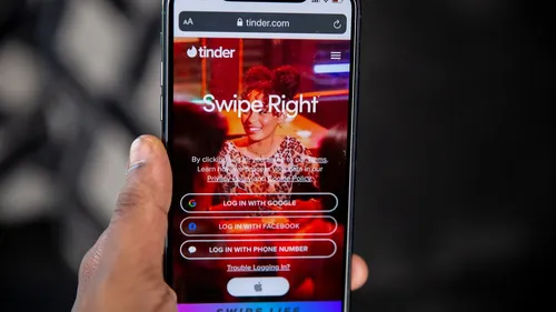 Tinder : vérifier le casier judiciaire de ses «matchs», c’est...