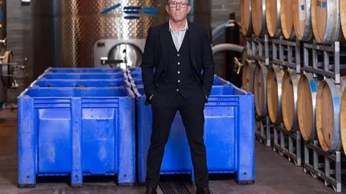 Le vin du chanteur de Tool disponible en France