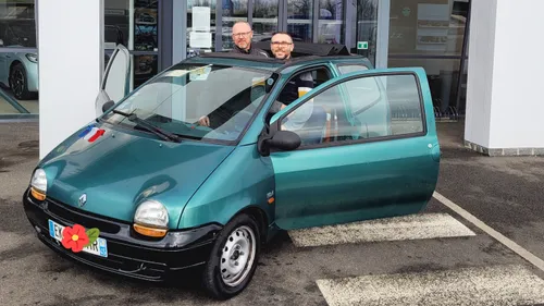 Loiret : ils participent à un raid humanitaire… en twingo ! 