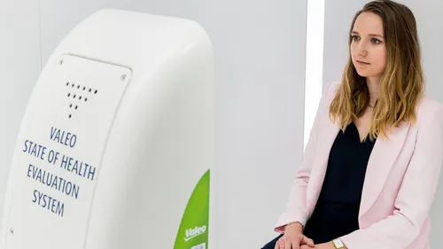 Une machine qui détecte les cas de COVID-19 mise en place dans les...