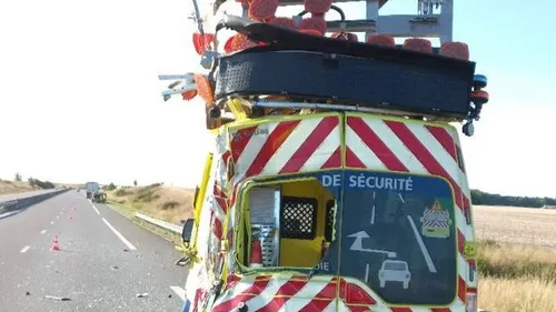 Un véhicule Vinci Autoroutes percuté sur l’A28 entre...