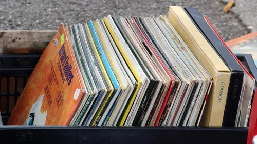 Les vinyles, CD et K7 échapperont aux taxes douanières américaines 