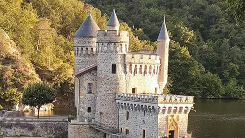 Des concerts au Château de la Roche l'été 