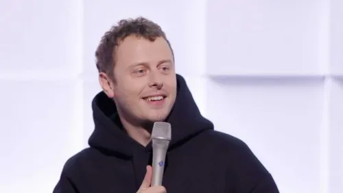 L'enquête qui visait Norman Thavaud classée sans suite