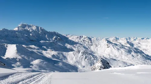 Ski : l'ouverture de Val-Thorens repoussée, faute de neige