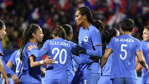 L'équipe de France féminine défiera l'Angleterre, dans le Chaudron,...