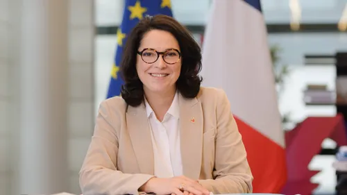 Pourquoi quatre ministres viennent dans la Loire ce jeudi et...