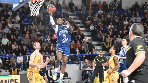 Basket : la Chorale se relance, le SCABB n'y arrive plus