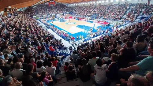 Les clubs de basket ligériens fêtent Carnaval 