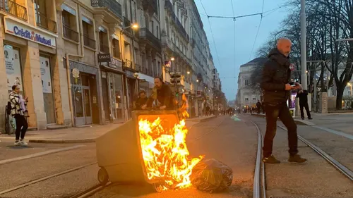 Saint-Etienne : des dégradations et 7 interpellations jeudi soir