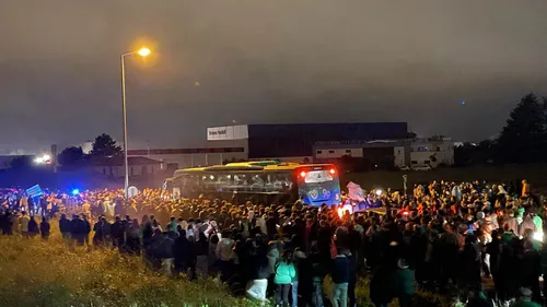 [VIDEOS] Aéroport, centre-ville : les scènes de joie pour la montée...
