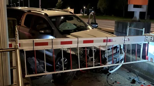 Loire : ivre, il percute plusieurs barrières de péage 