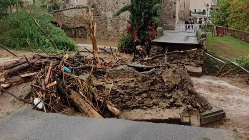 Inondations dans le Pilat : 2 millions d'euros pour reconstruire 2...