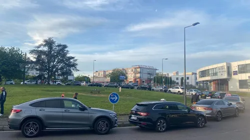 Saint-Etienne : une centaine de taxis mobilisés ce lundi matin