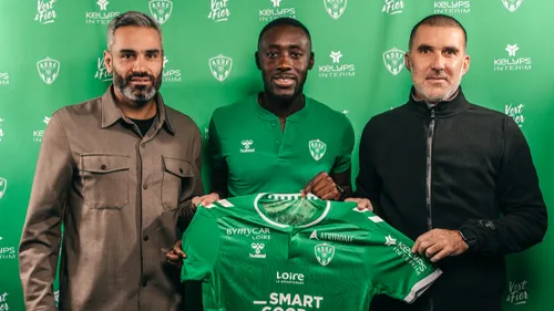 Foot : Dennis Appiah rejoint l'ASSE 