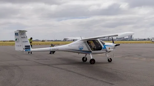 Un avion 100% électrique s'est posé à l'aéroport de Saint-Etienne