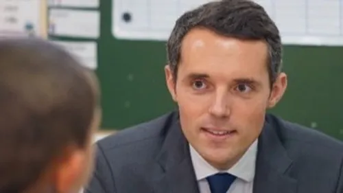Loire : Le ministre délégué à la réussite scolaire en visite ce...