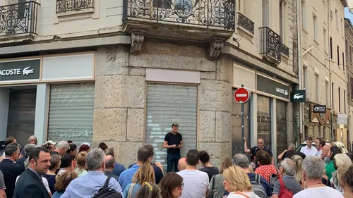 Violences : "J'ai la boule au ventre" témoigne une commerçante