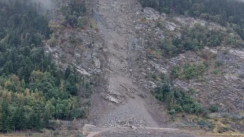 Eboulement en Savoie : Le Ministre des Transports sur place